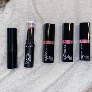 Light pinks lipsticks